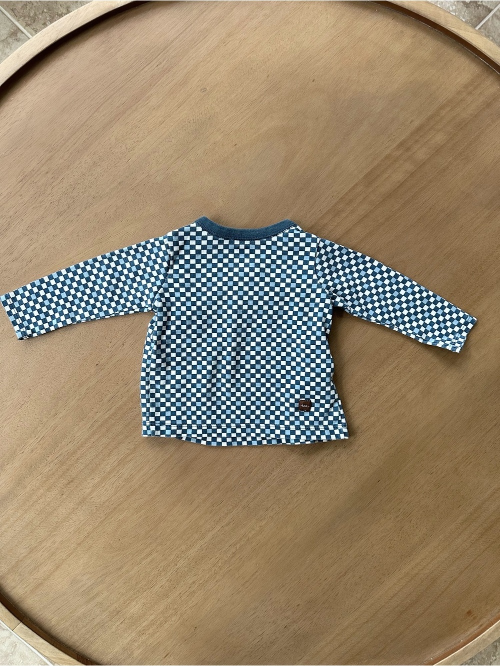 Tea Collection Baby Checkerboard Wrap Top, Size 3-6M, Navy/White - Picture 5 of 5
